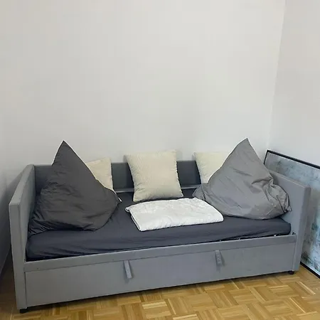 Newly Furnished 83m2 3-room In Apartment *
